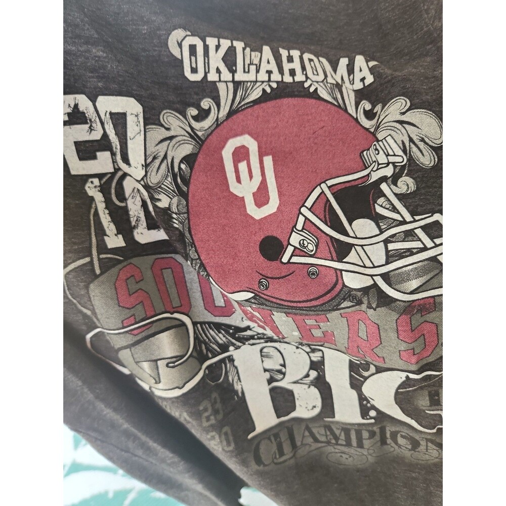 Vintage Oklahoma Sooners 2010 Big 12 Champions T-Shirt Last Game Vs Nebraska M